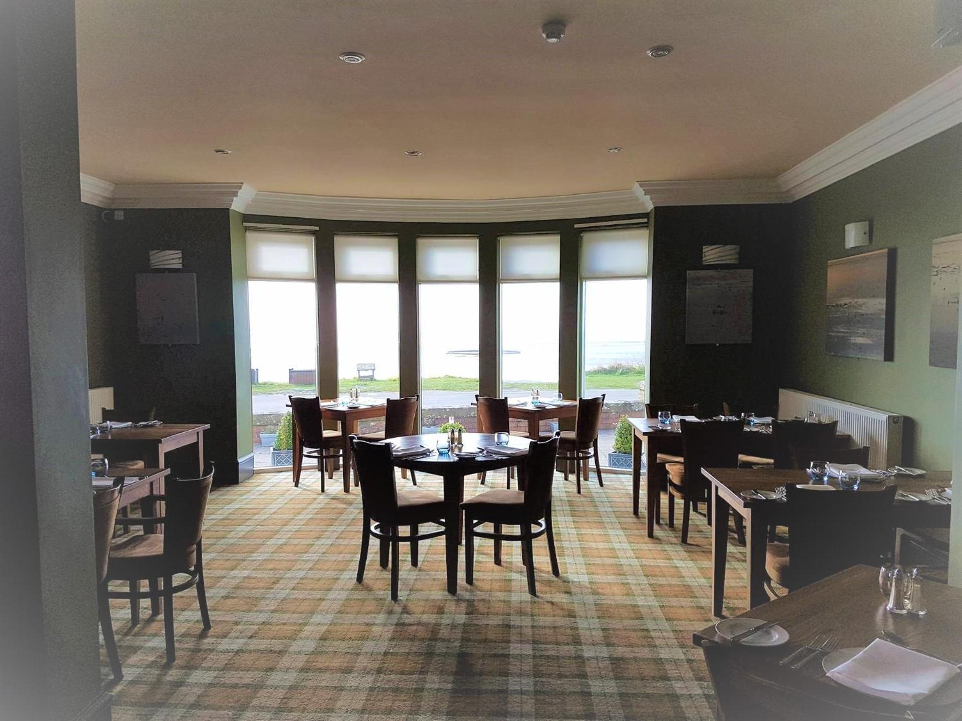 The Powfoot Hotel, Annan Ngoại thất bức ảnh